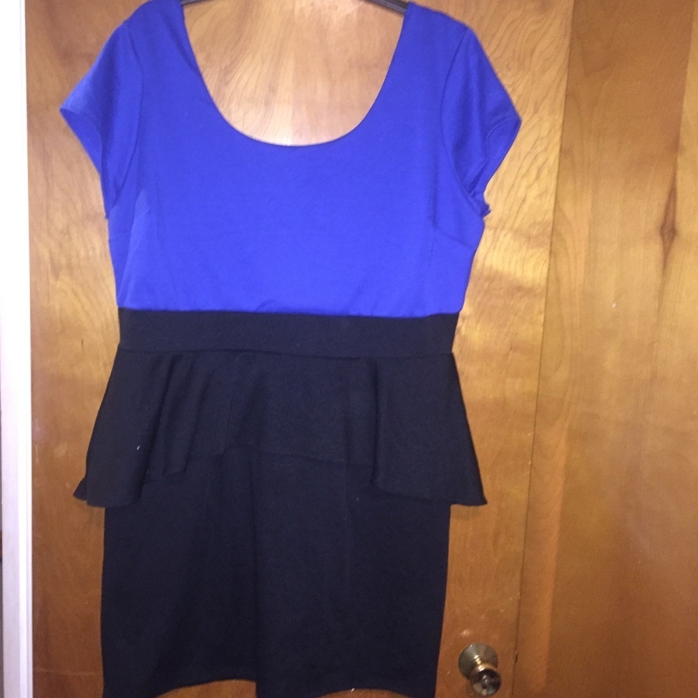 𝅺Just for wraps plus size Peplum dress size 3x
